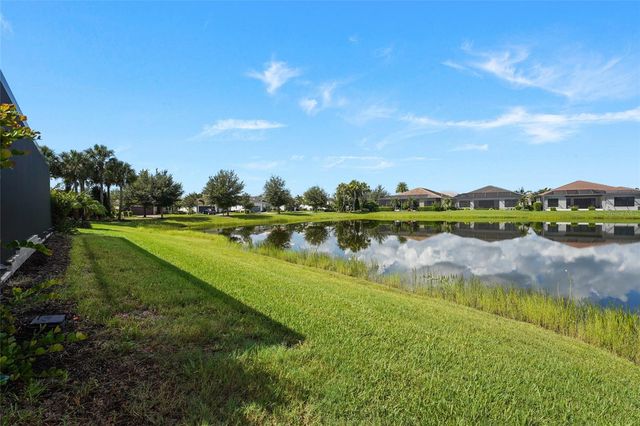 5060 KIVA CIRCLE, Bradenton, FL 34211