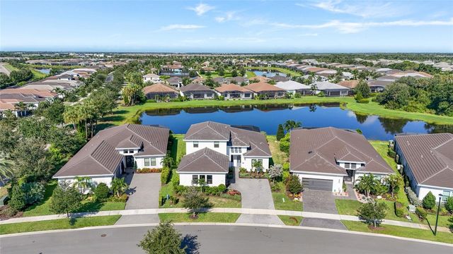 5060 KIVA CIRCLE, Bradenton, FL 34211
