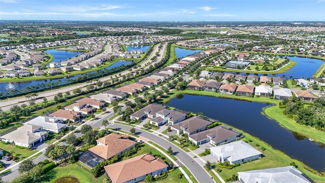 5060 KIVA CIRCLE, Bradenton, FL 34211