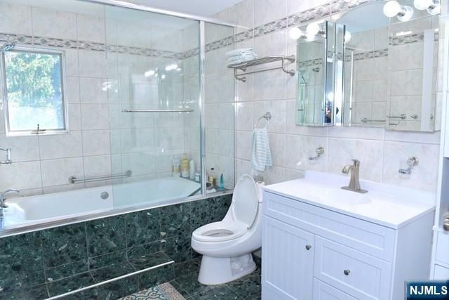 3-07 Dorothy Street, Fair Lawn, NJ 07410