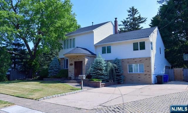 3-07 Dorothy Street, Fair Lawn, NJ 07410