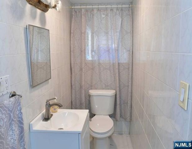 3-07 Dorothy Street, Fair Lawn, NJ 07410