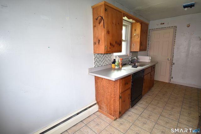 36 Sandra Street, Bristol, CT 06010