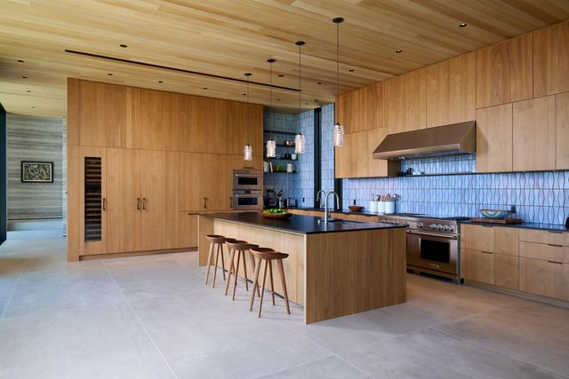 1642 W Kuiaha Rd, Haiku, HI 96708