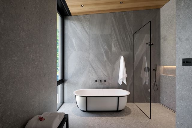 1642 W Kuiaha Rd, Haiku, HI 96708