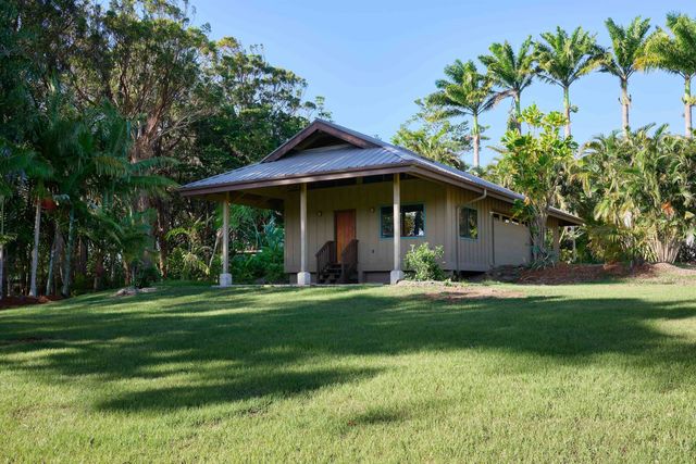 1642 W Kuiaha Rd, Haiku, HI 96708