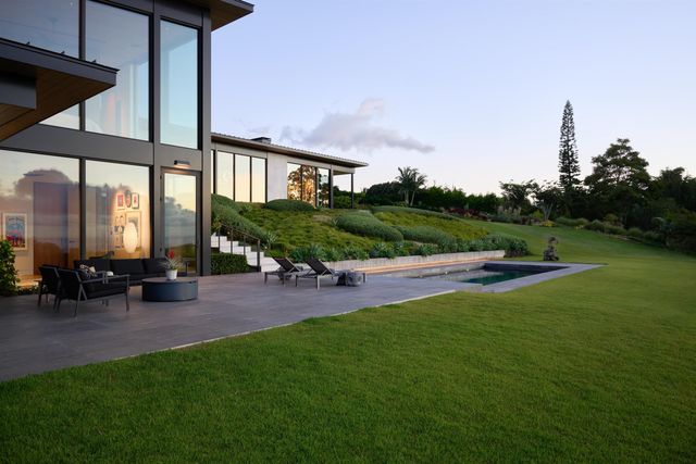 1642 W Kuiaha Rd, Haiku, HI 96708