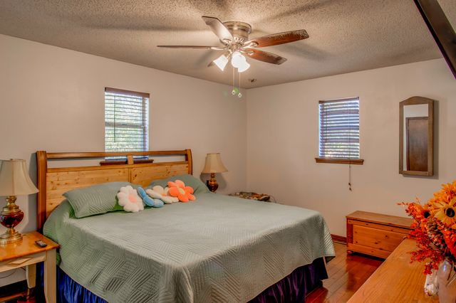 116 Hillview Drive, Joplin, MO 64804