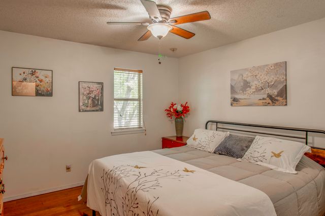 116 Hillview Drive, Joplin, MO 64804