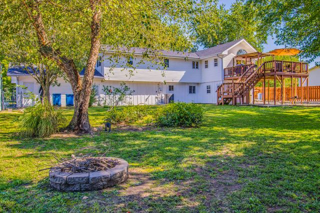 116 Hillview Drive, Joplin, MO 64804