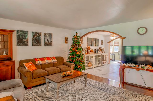 116 Hillview Drive, Joplin, MO 64804