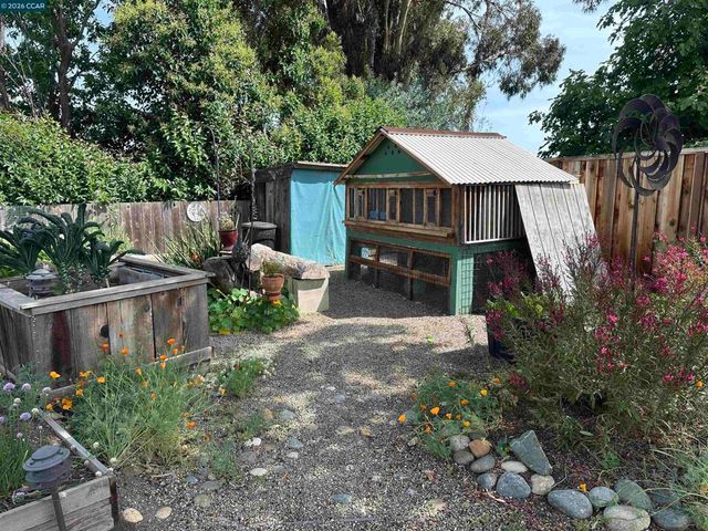 1941 Rainier Ct, Martinez, CA 94553