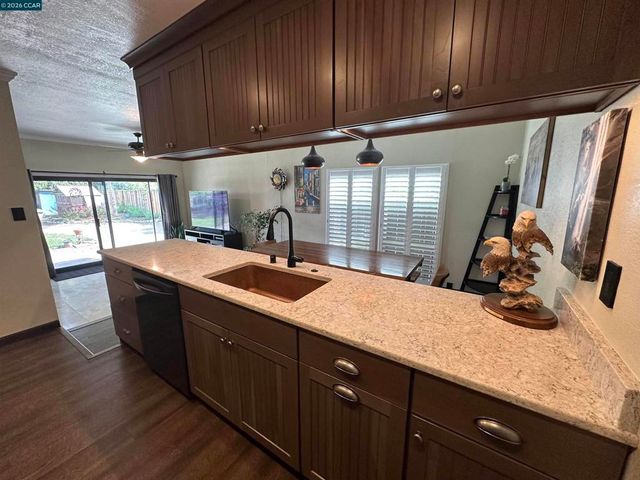1941 Rainier Ct, Martinez, CA 94553