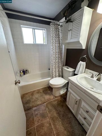 1941 Rainier Ct, Martinez, CA 94553