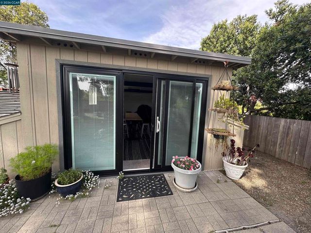 1941 Rainier Ct, Martinez, CA 94553