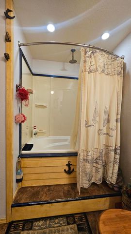 3528 County Road E 14-253, Drury, MO 65638