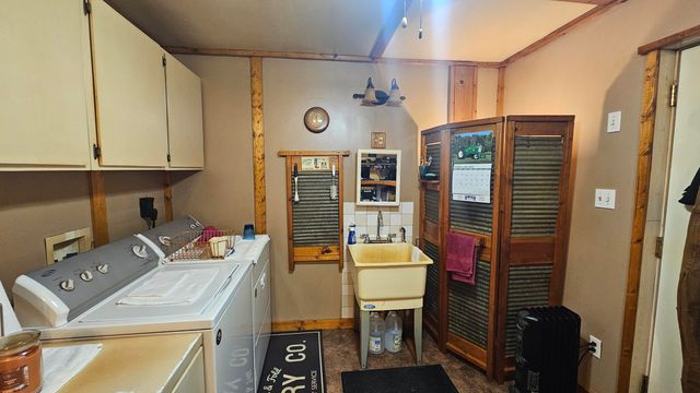 3528 County Road E 14-253, Drury, MO 65638