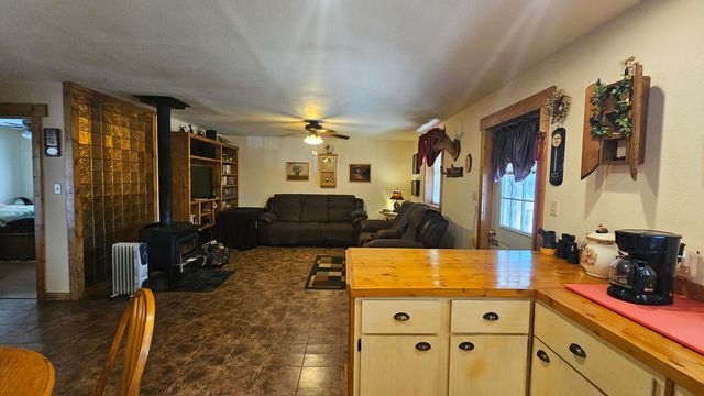 3528 County Road E 14-253, Drury, MO 65638