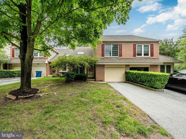 9 OAK LEAF LN, Downingtown, PA 19335
