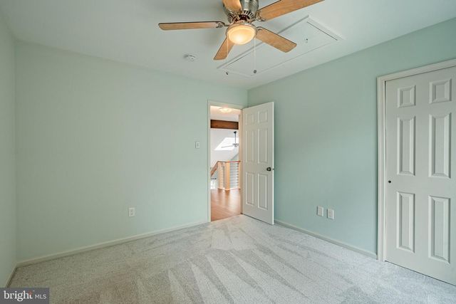 9 OAK LEAF LN, Downingtown, PA 19335