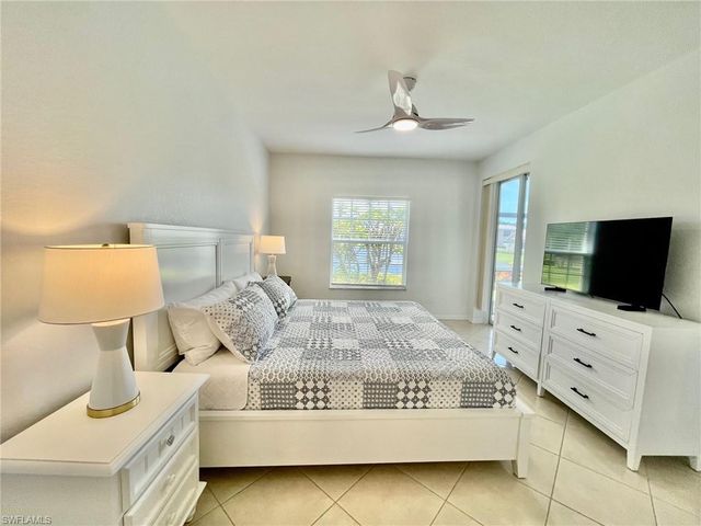 864 Tanbark DR # 102, Naples, FL 34108