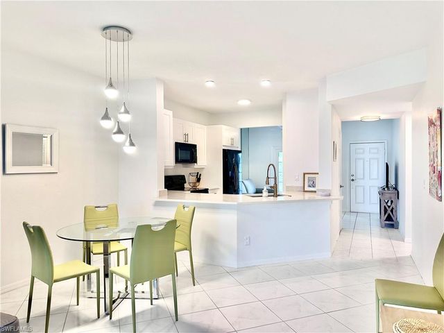 864 Tanbark DR # 102, Naples, FL 34108