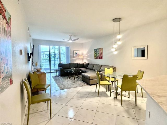 864 Tanbark DR # 102, Naples, FL 34108