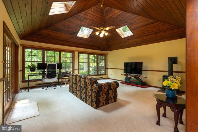 710 MEHRING RD, Littlestown, PA 17340