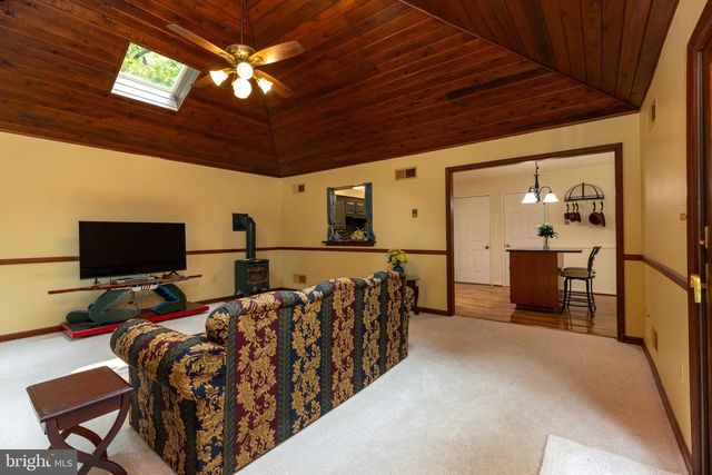 710 MEHRING RD, Littlestown, PA 17340