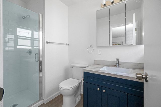 512 Teasdale Pl, Hayward, CA 94544