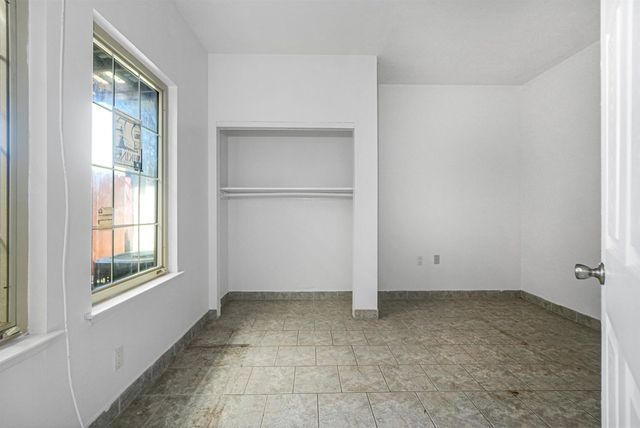 512 Teasdale Pl, Hayward, CA 94544