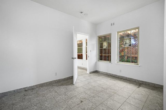 512 Teasdale Pl, Hayward, CA 94544