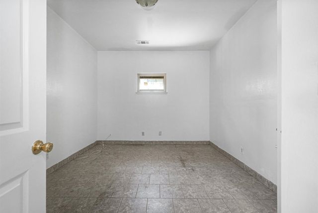 512 Teasdale Pl, Hayward, CA 94544