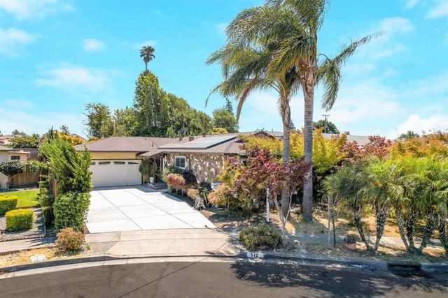 512 Teasdale Pl, Hayward, CA 94544