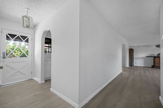 512 Teasdale Pl, Hayward, CA 94544