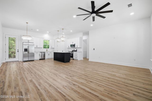 12470 Pineridge Court, Gulfport, MS 39503