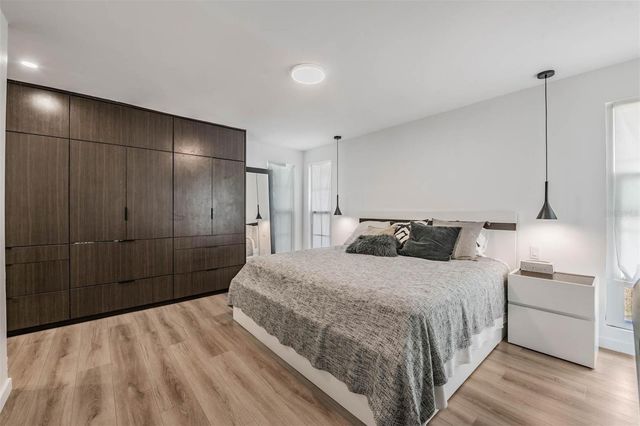 848 HILLSIDE DRIVE, Palm Harbor, FL 34683