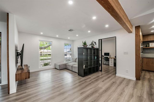 848 HILLSIDE DRIVE, Palm Harbor, FL 34683