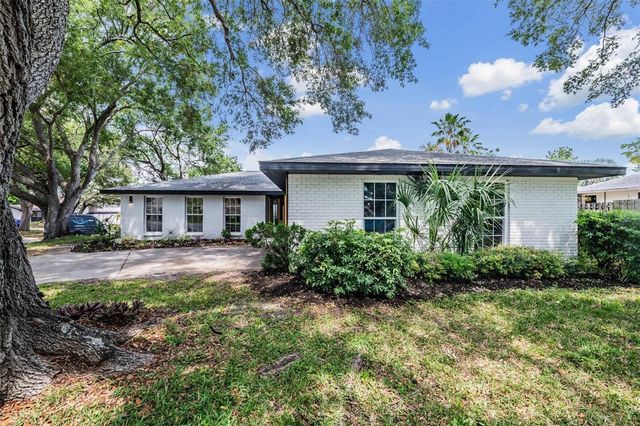 848 HILLSIDE DRIVE, Palm Harbor, FL 34683