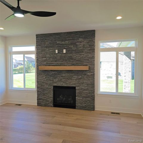 24092 Sawgrass Drive, Macomb, MI 48042