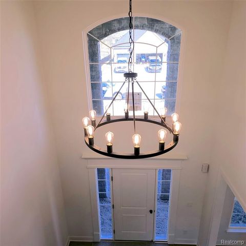 24092 Sawgrass Drive, Macomb, MI 48042