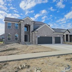 24092 Sawgrass Drive, Macomb, MI 48042