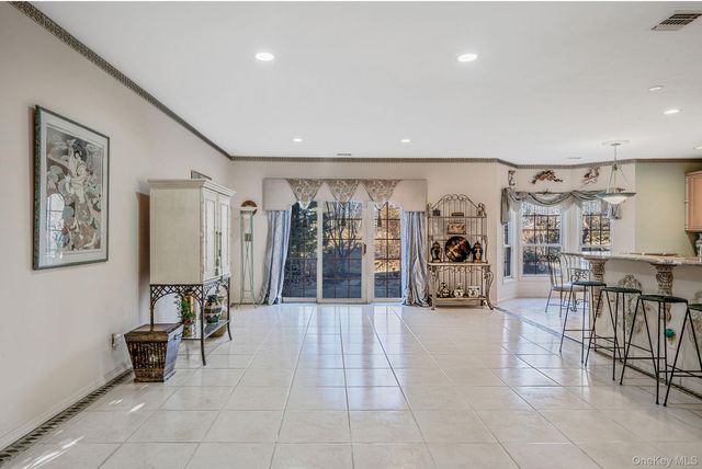 148 Country Club Drive, Commack, NY 11725