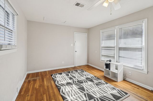 4901 Rector Avenue, Fort Worth, TX 76133