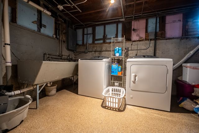 218 S Fairfield Avenue, Lombard, IL 60148