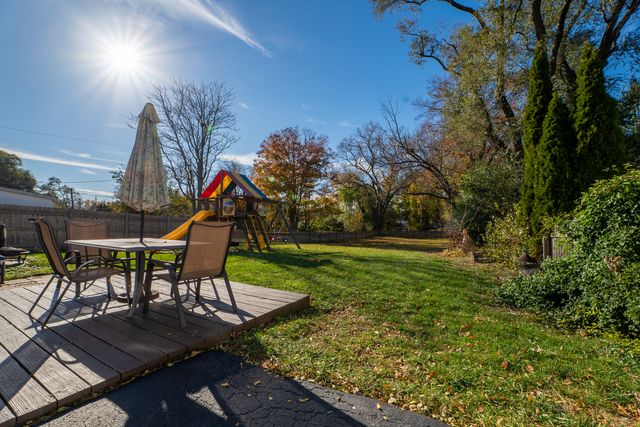 218 S Fairfield Avenue, Lombard, IL 60148