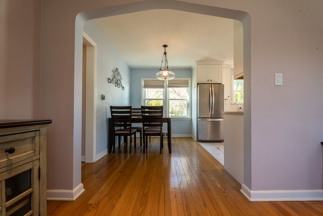 218 S Fairfield Avenue, Lombard, IL 60148