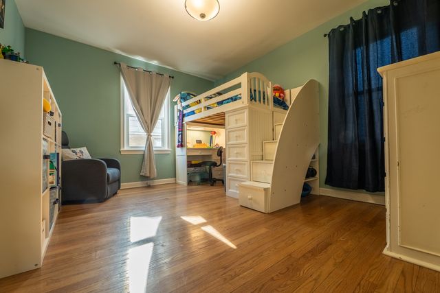 218 S Fairfield Avenue, Lombard, IL 60148