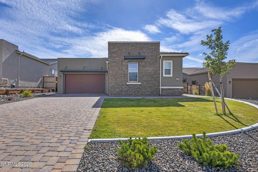 Image 2 of property listing at 8908 Suncreek Court, Reno, NV 89523