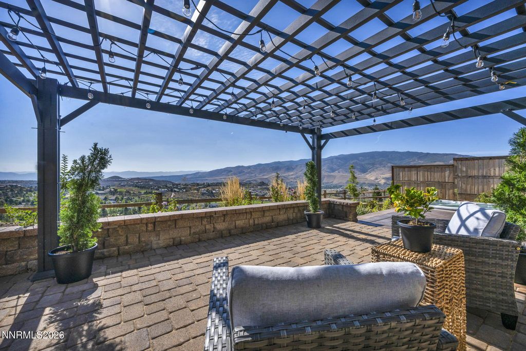 Image 77 of property listing at 8908 Suncreek Court, Reno, NV 89523